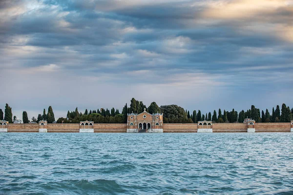 Острів Мурано Венеції Італія Переглянути Канал Човна Моторний Човен Водою — стокове фото