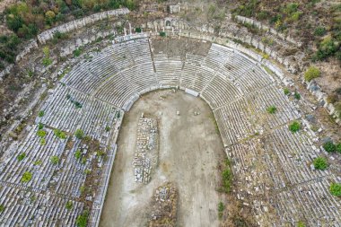 Germencik, Aydın, Aydın. Aydın 'ın Maeander antik sahasındaki Magnesia Stadyumu. Stadyum İ.Ö. 1.-2. yüzyıldan kalma..