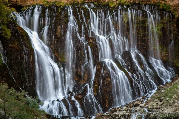 Elif Waterfall Kapuzbasi Waterfall Aladaglar National Park Green Trees Waterfall — Stock Photo, Image