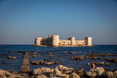 Mersin Kz Kalesi (Bakire Kalesi) Drone Fotoğrafı