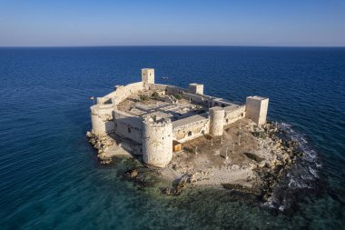 Mersin Kz Kalesi (Bakire Kalesi) Drone Fotoğrafı