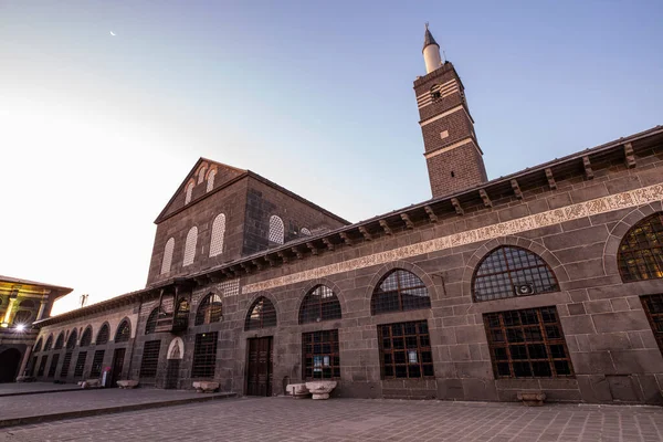 Ulu Cami Diyarbakir Gran Mezquita Amanecer Turquía Oriental Patio Interior — Foto de Stock