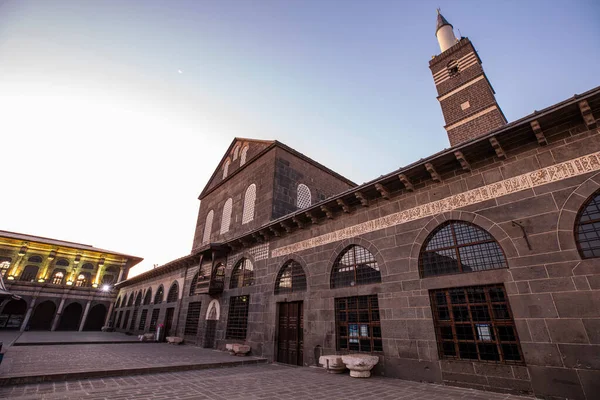 Ulu Cami Diyarbakir Gran Mezquita Amanecer Turquía Oriental Patio Interior — Foto de Stock