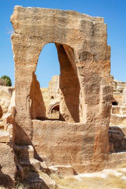 Mardin, Dara Antik Şehir. Mezopotamya. Mardin, Türkiye. Dara Antik Şehir, Mezopotamya 'nın en önemli yerleşimlerinden biri..