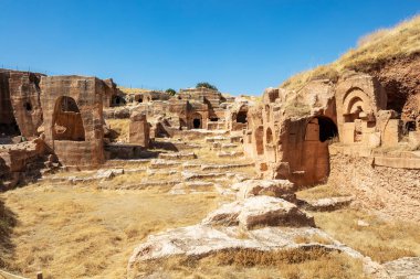 Mardin, Dara Antik Şehir. Mezopotamya. Mardin, Türkiye. Dara Antik Şehir, Mezopotamya 'nın en önemli yerleşimlerinden biri..