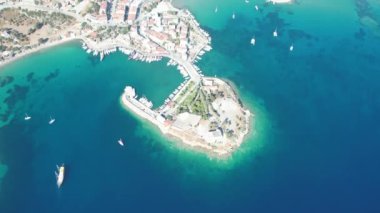 Data koylarının denizlerinin havadan çekilmiş fotoğrafı, insansız hava aracı ile Mula.