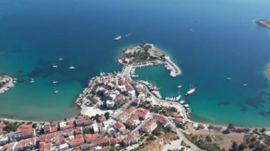 Data koylarının denizlerinin havadan çekilmiş fotoğrafı, insansız hava aracı ile Mula.