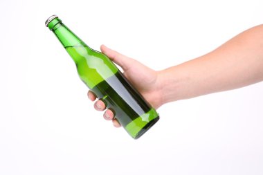 El ve bira şişesi izole