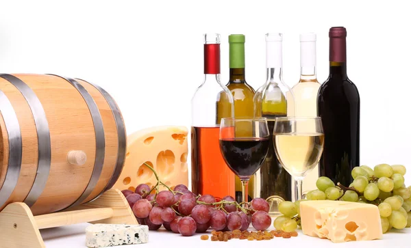 Şişe ve kadeh şarap — Stok fotoğraf