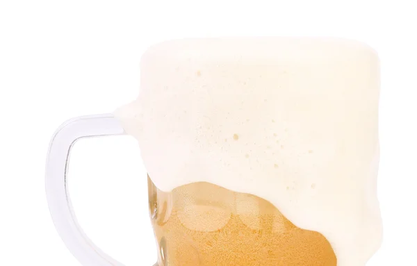 Caneca de cerveja com espuma close-up — Fotografia de Stock