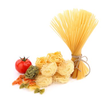 farklı makarna ve domates