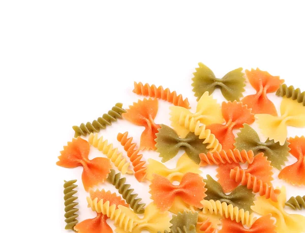 Verschillende pasta in drie kleuren close-up. — Stockfoto