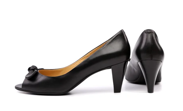 Zarif siyah kadın ayakkabı — Stok fotoğraf