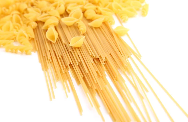 Pasta italiana amarilla en diferentes formas — Foto de Stock