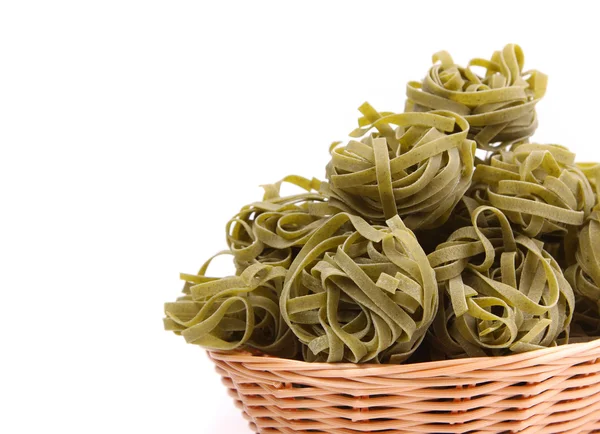 Tagliatelle paglia e fieno at basket — Stock Photo, Image