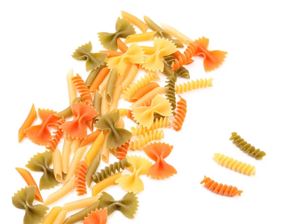Verschillende pasta in drie kleuren close-up. — Stockfoto
