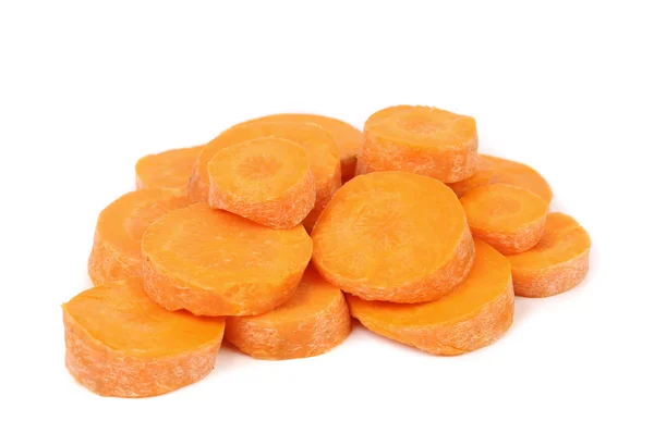 Rodajas de zanahoria sobre fondo blanco — Foto de Stock