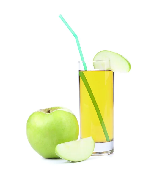 Grüner Apfel mit Saft. — Stockfoto