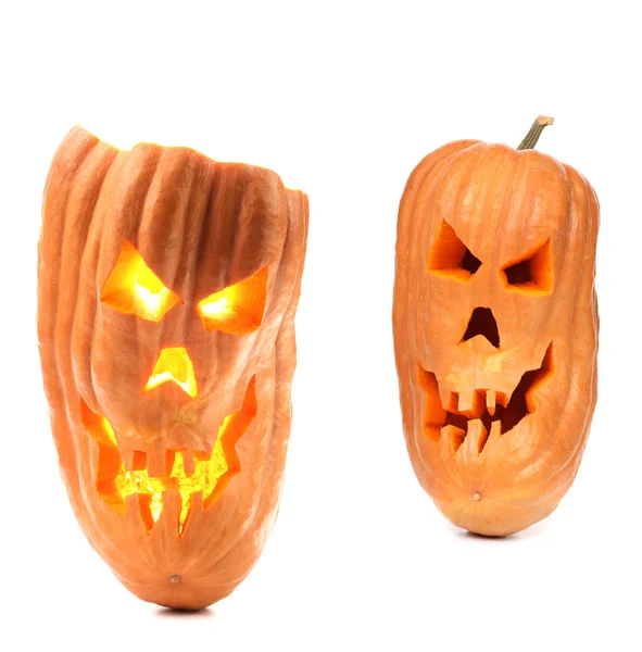 Halloween pumpa med skrämmande onda ansikten. — Stockfoto
