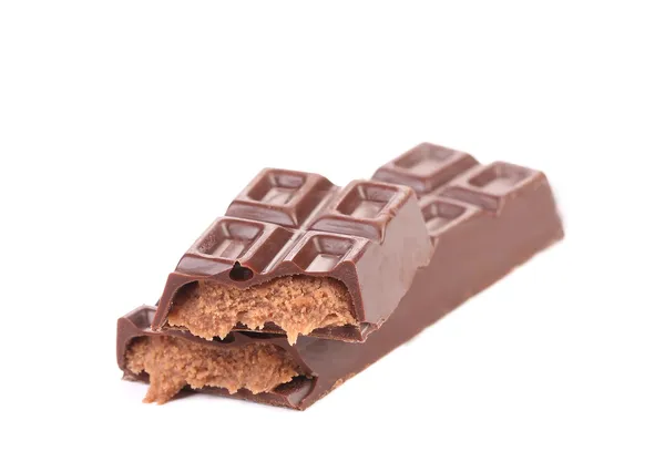 Dwa kawałki z ciemnej czekolady — Zdjęcie stockowe