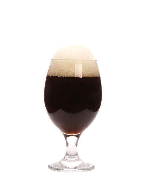 Closeup skla pivo s pěnou. — Stock fotografie