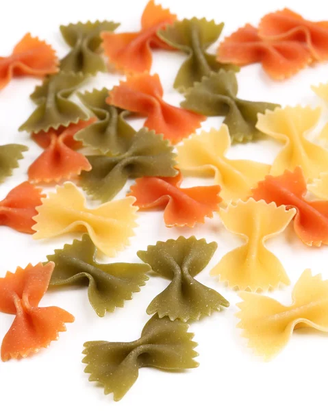 Farfalle pasta drie kleuren. — Stockfoto