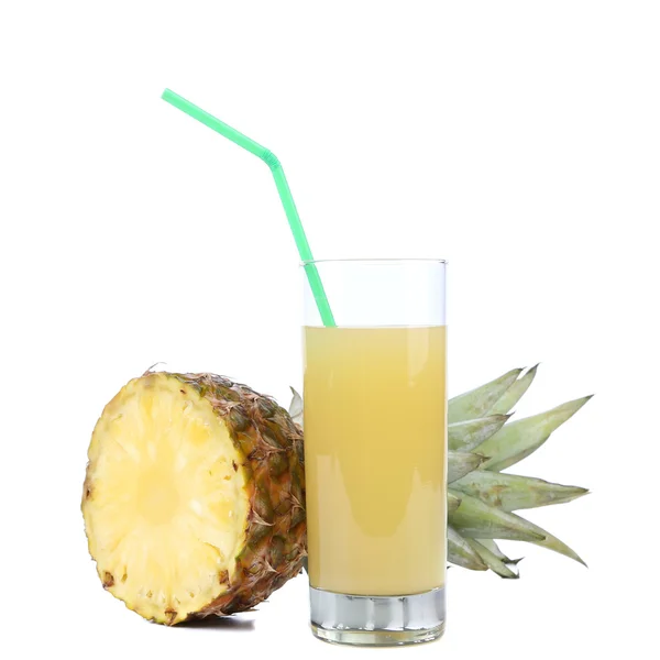 Vaso de jugo y piña . —  Fotos de Stock