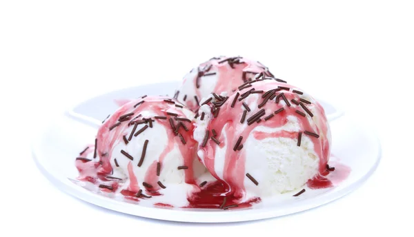 White ice-cream with jam toppings. — Stock Photo, Image