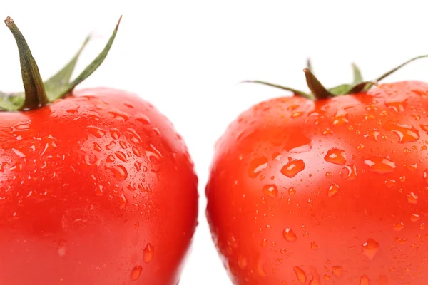 Zwei rote reife Tomaten aus nächster Nähe. — Stockfoto