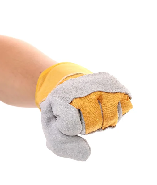 Сильный мужчина, работающий ручной перчаткой, сжимающий кулак . — стоковое фото