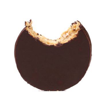 Bisküvi sandviçle ısırıldı: çikolata.