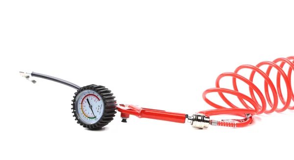 Manometr pro nastavení tlaku pneumatik automobilu. — Stockfoto