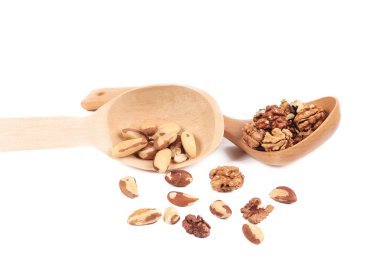 kaşık ceviz ve Brezilya fıstığı