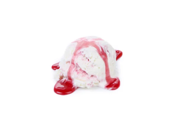 Белое мороженое с джемом — стоковое фото