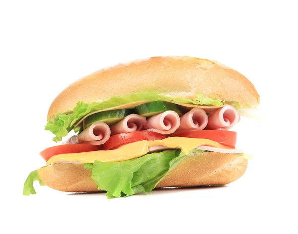 Sandwich mit Speck und Gemüse. — Stockfoto
