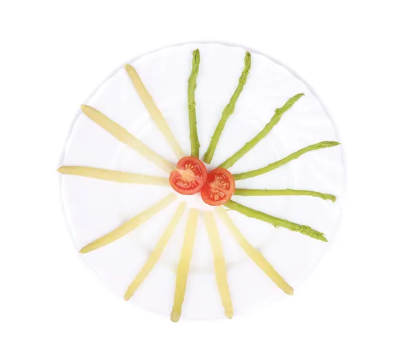 Green and white asparagus with cherry tomatoes. — Stock Photo, Image