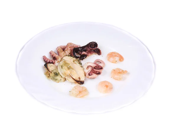 Deliziosi frutti di mare su un piatto . — Foto Stock