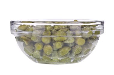 bir cam kabın içinde yeşil Kapari.