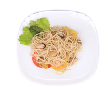 Deniz makarna salatası