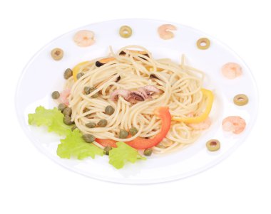 Deniz makarna salatası