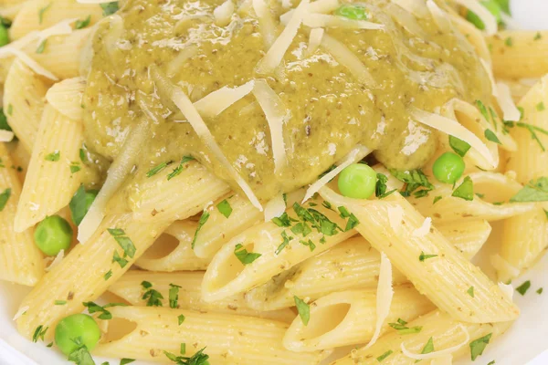 Pasta with pesto sauce — Stock Photo, Image