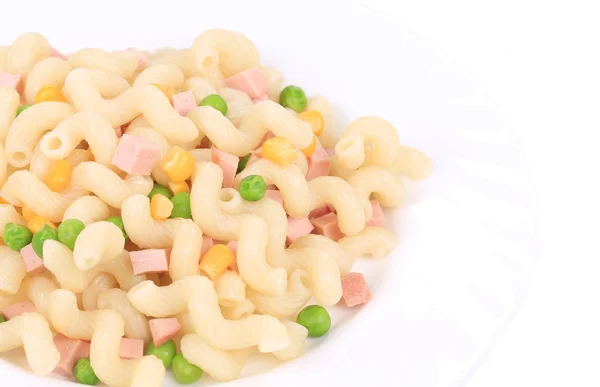 Pasta cavatappi con verduras y salchichas — Foto de Stock