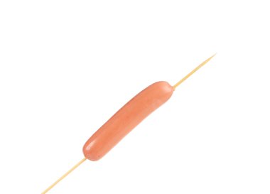 üzerinde bir şiş sosis.