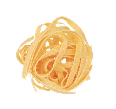 İtalyan makarna ham tagliatelle.