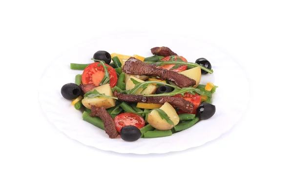 Salad with beef fillet and potatoes. — Stock Photo, Image