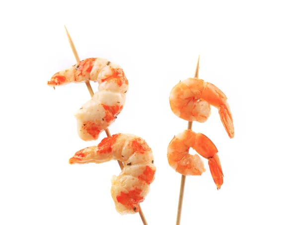 Boiled shrimps on skewers. — Stock Photo, Image