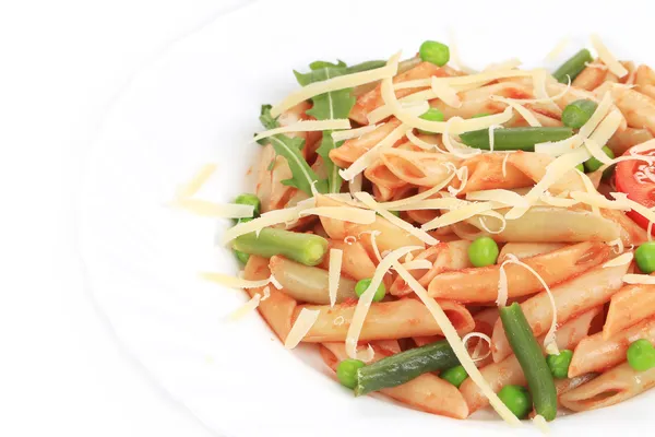 Pâtes Penne à la sauce tomate et légumes . — Photo