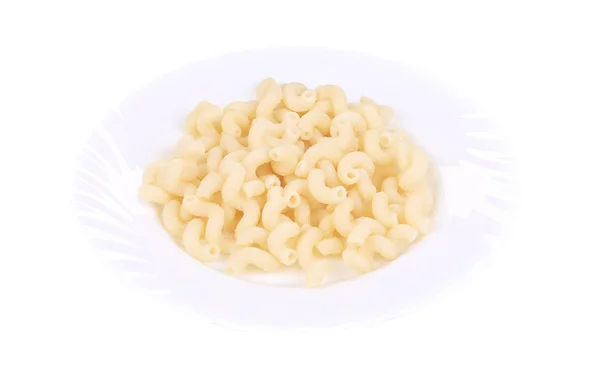 Närbild på pasta cavatappi på en vit platta. — Stockfoto