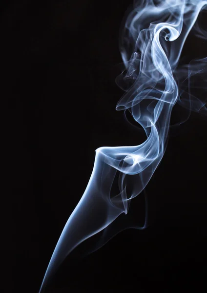 Fluxo de fumo branco de perto. Abstrato . — Fotografia de Stock