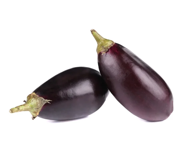 Deux aubergines fraîches . — Photo